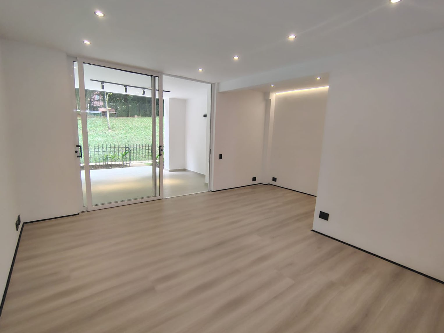 3BR House in Provenza (320 m²) - 3