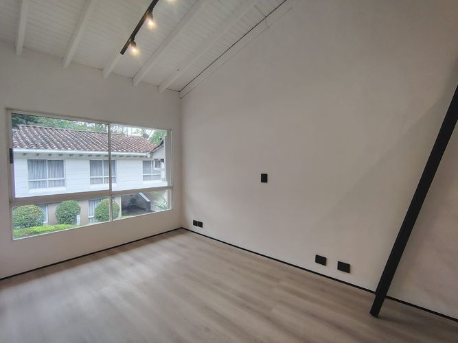 Casa de 3 alcobas en arriendo en El Poblado, Medellín, 320 m² · foto 12 de 20