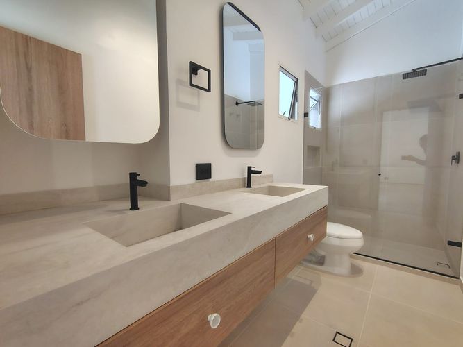 Casa de 3 alcobas en arriendo en El Poblado, Medellín, 320 m² · foto 17 de 20