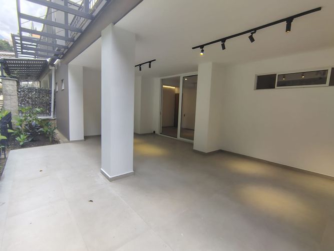 Casa de 3 alcobas en arriendo en El Poblado, Medellín, 320 m² · foto 18 de 20