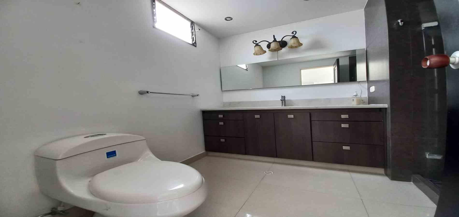 Apartamento en venta en Sector Plaza De Bolivar, Pereira · foto 4 de 23