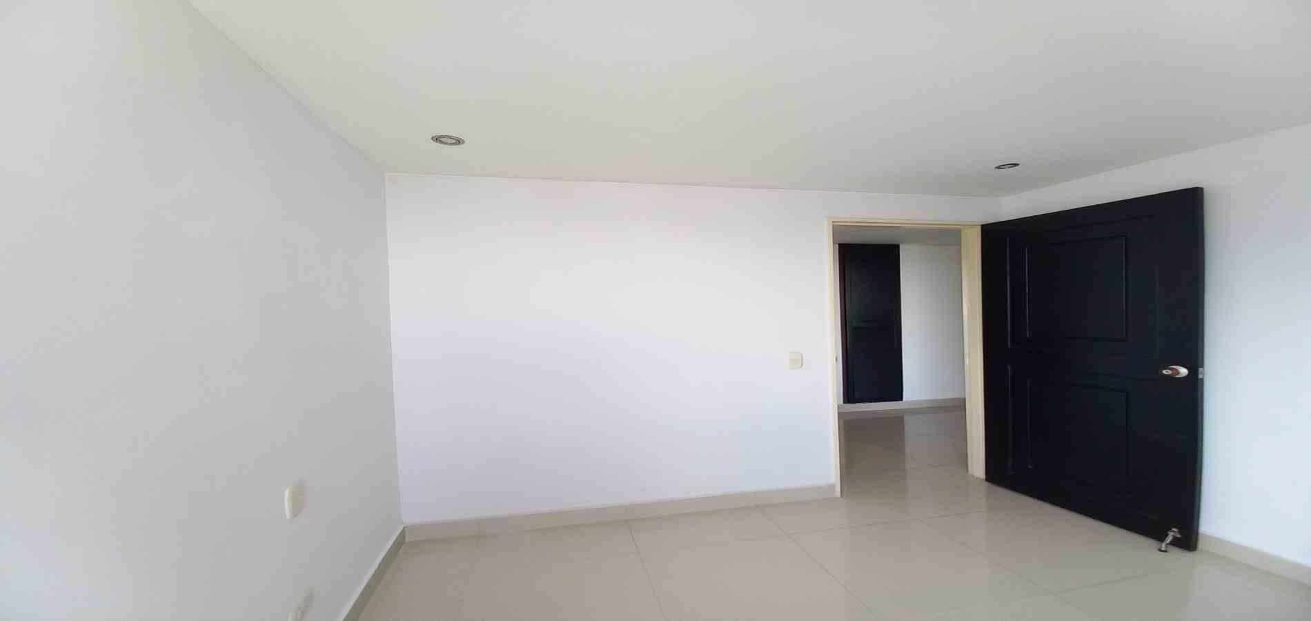 Apartamento en venta en Sector Plaza De Bolivar, Pereira · foto 6 de 23