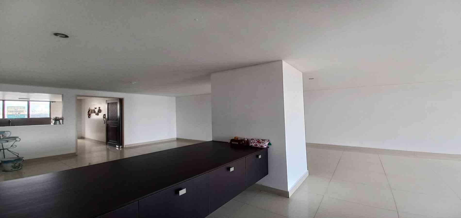 Apartamento en venta en Sector Plaza De Bolivar, Pereira · foto 9 de 23