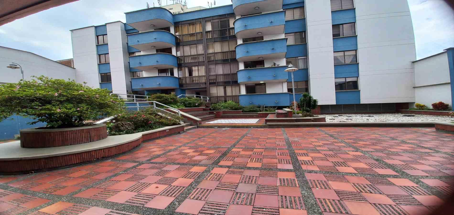 Apartamento en venta en Sector Plaza De Bolivar, Pereira · foto 10 de 23