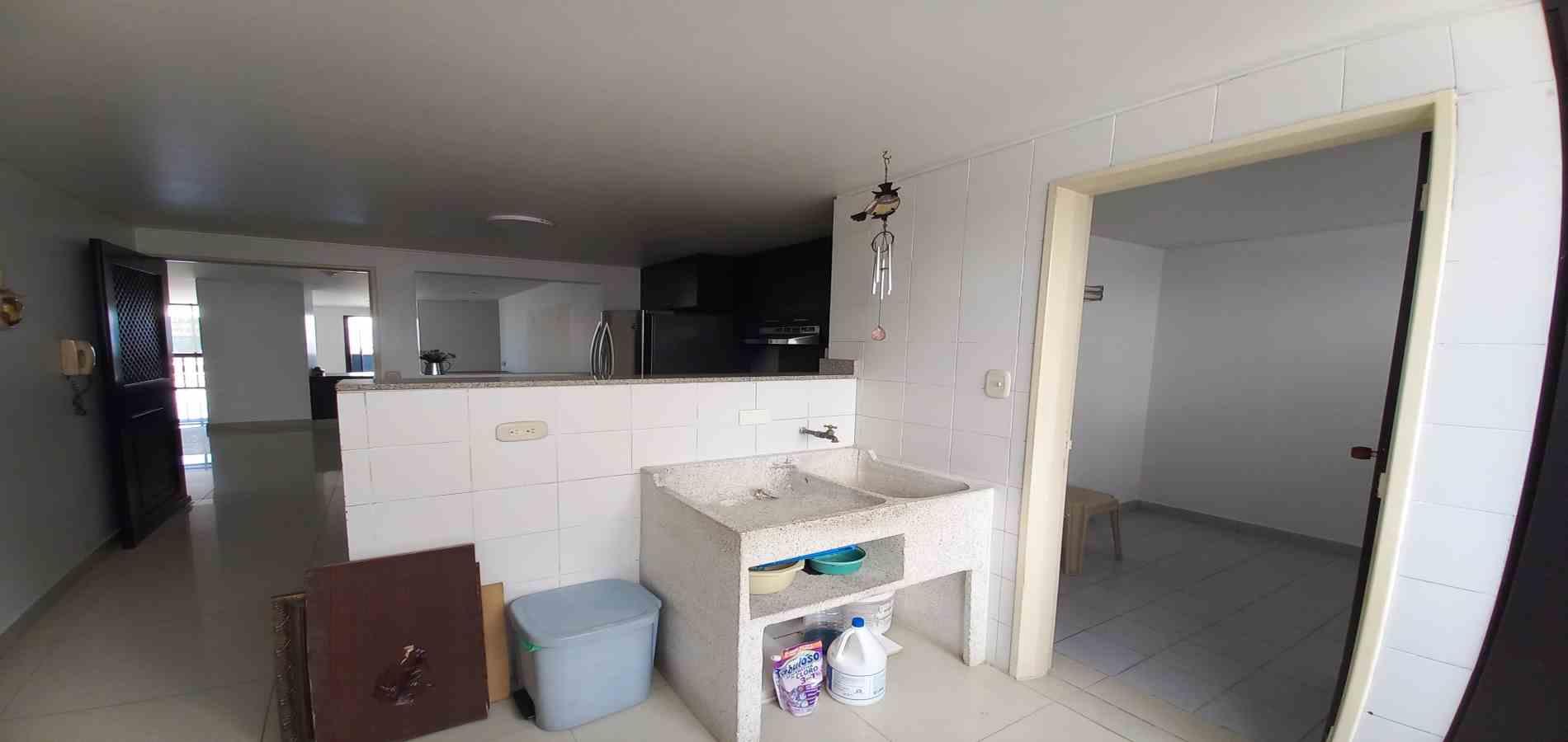 Apartamento en venta en Sector Plaza De Bolivar, Pereira · foto 21 de 23