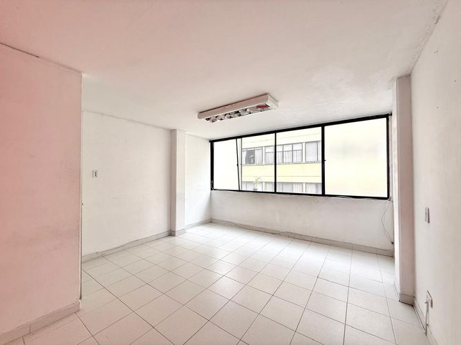 Oficina en arriendo en Sector Plaza De Bolivar, Pereira, 20 m² · foto 4 de 10