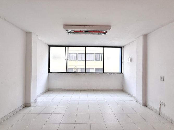 Oficina en arriendo en Sector Plaza De Bolivar, Pereira, 20 m² · foto 5 de 10