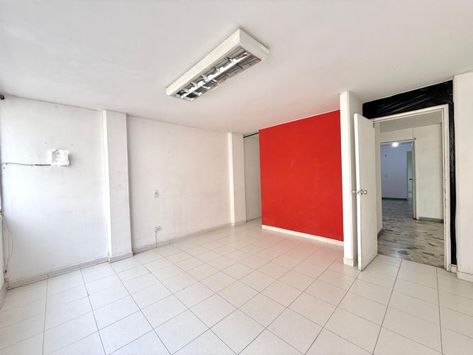 Oficina en arriendo en Sector Plaza De Bolivar, Pereira, 20 m² · foto 9 de 10