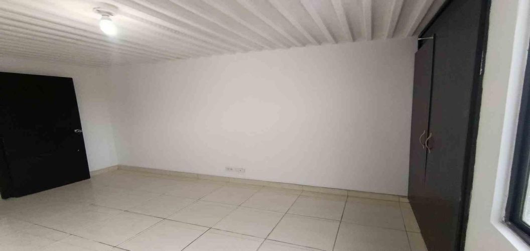 Apartamento de 3 alcobas en venta en La Sultana, Manizales, 83 m² · foto 8 de 24