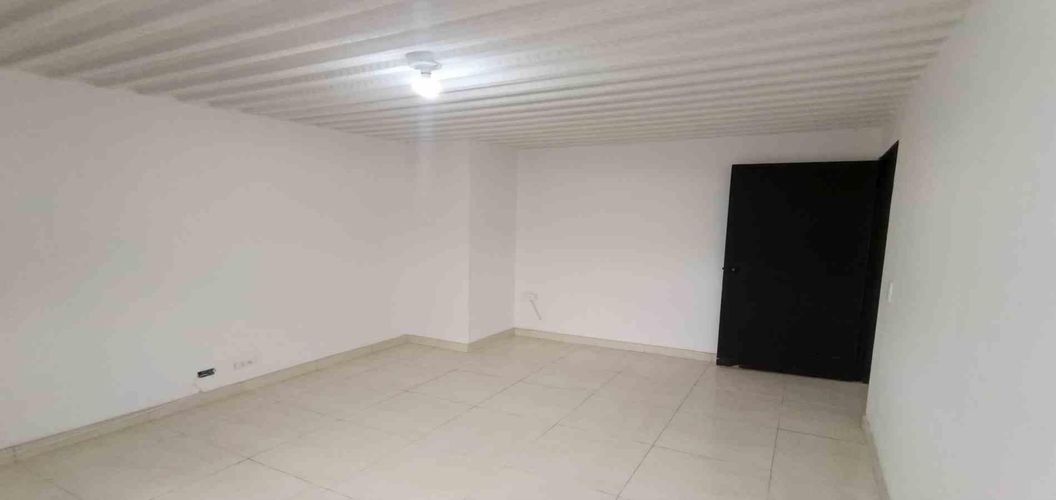 Apartamento de 3 alcobas en venta en La Sultana, Manizales, 83 m² · foto 13 de 24