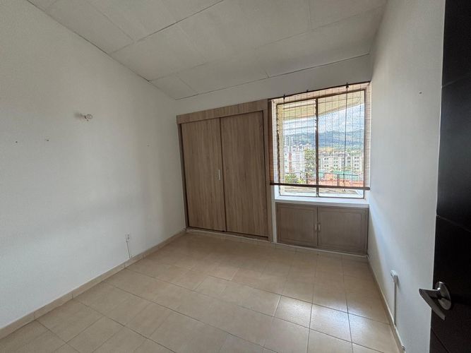 Apartamento de 4 alcobas en venta en Cañaveral, Floridablanca, 121 m² · foto 13 de 24