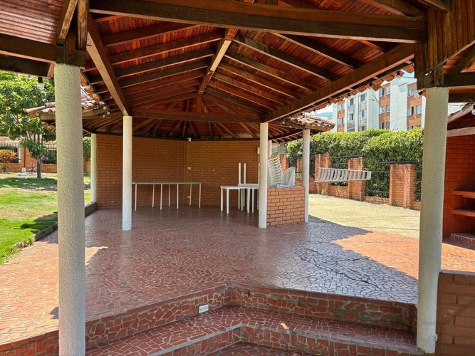 Apartamento de 4 alcobas en venta en Cañaveral, Floridablanca, 121 m² · foto 22 de 24