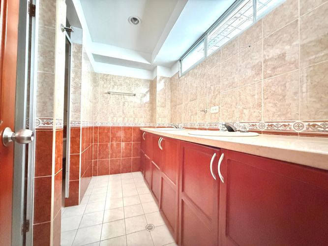 Edificio en arriendo en Primero De Febrero, Pereira, 350 m² · foto 14 de 15