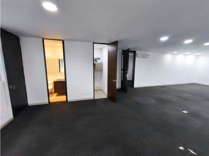 Oficina en arriendo en Milla De Oro, Medellín, 83 m² · foto 7 de 9