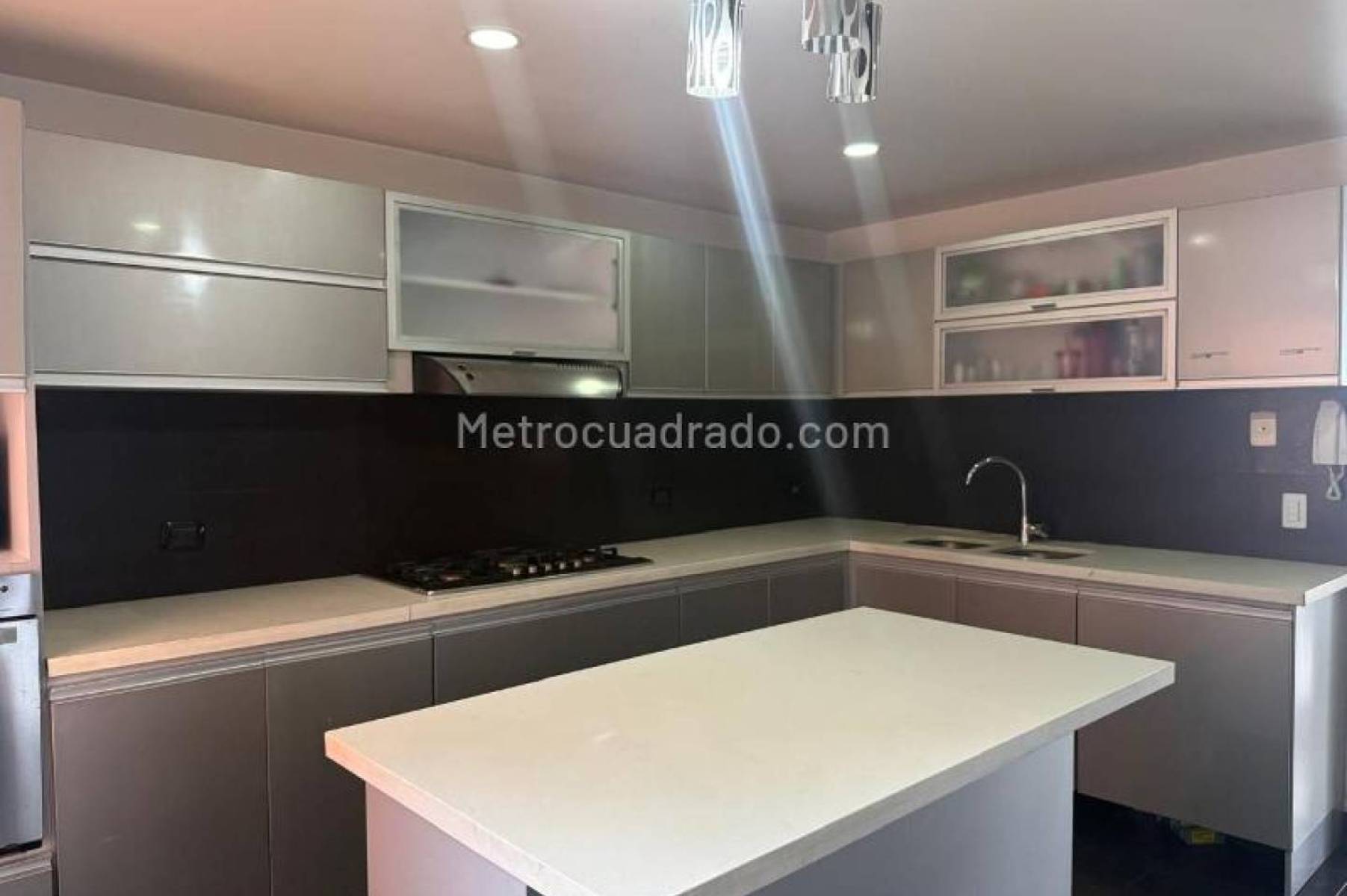 Apartamento en venta en Ciudad Salitre, Bogotá · foto 6 de 23