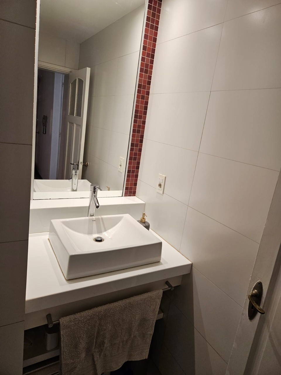 ALQUILER EN CORDON de 2 DORMITORIOS Y 2 BAÑOS, PISO 4, EXCELENTE ESTADO · Foto 5