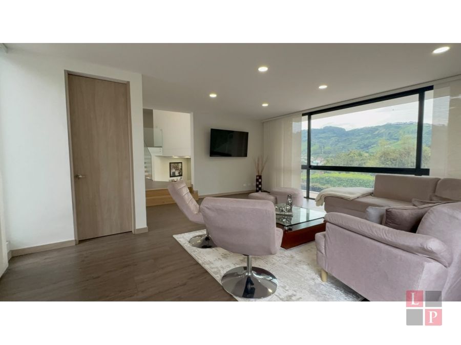 Casa en venta en El Trebol, Manizales · foto 2 de 24
