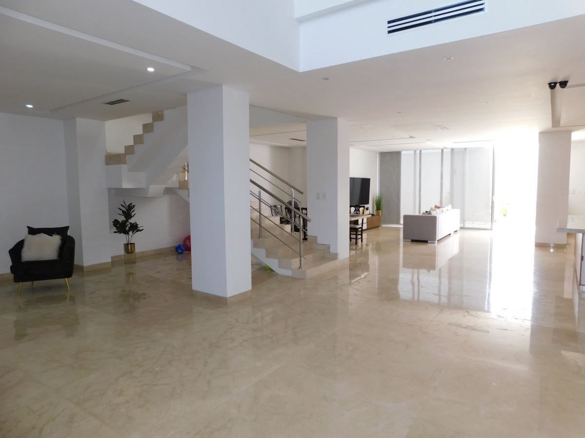 Casa en venta en Villa Campestre, Barranquilla · foto 2 de 24