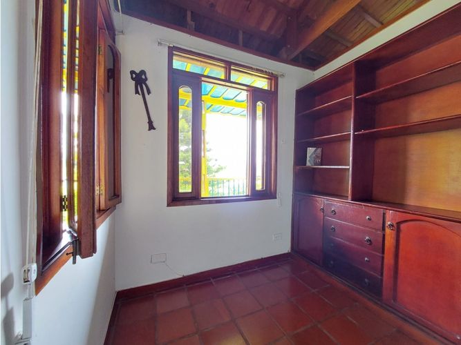 Casa de 5 alcobas en arriendo en Armenia, 447 m² · foto 8 de 23