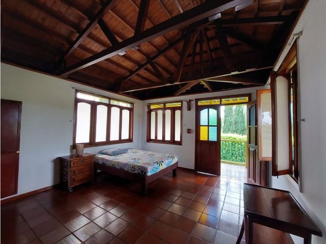 Casa de 5 alcobas en arriendo en Armenia, 447 m² · foto 13 de 23