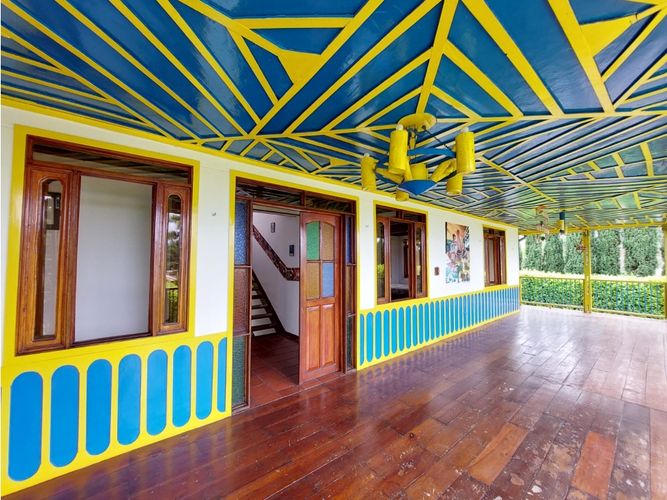 Casa de 5 alcobas en arriendo en Armenia, 447 m² · foto 17 de 23