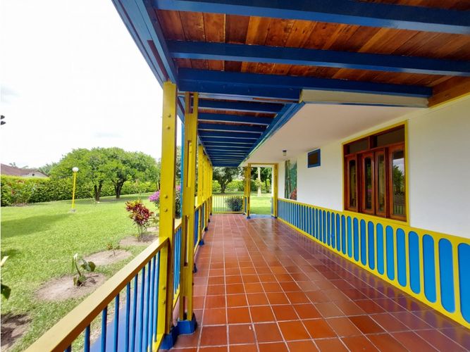 Casa de 5 alcobas en arriendo en Armenia, 447 m² · foto 22 de 23