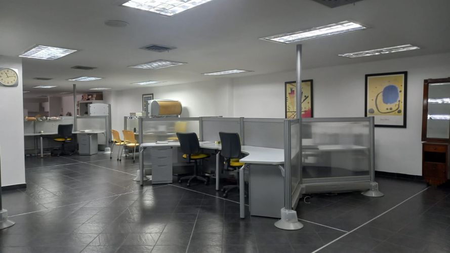 Oficina en arriendo en San Nicolas, Cali, 272 m² · foto 7 de 11