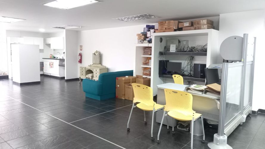 Oficina en arriendo en San Nicolas, Cali, 272 m² · foto 8 de 11