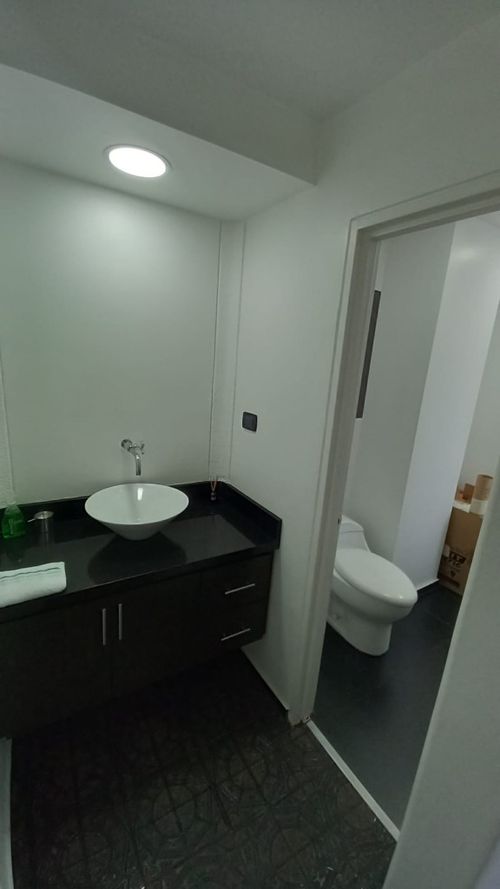 Oficina en arriendo en San Nicolas, Cali, 272 m² · foto 10 de 11