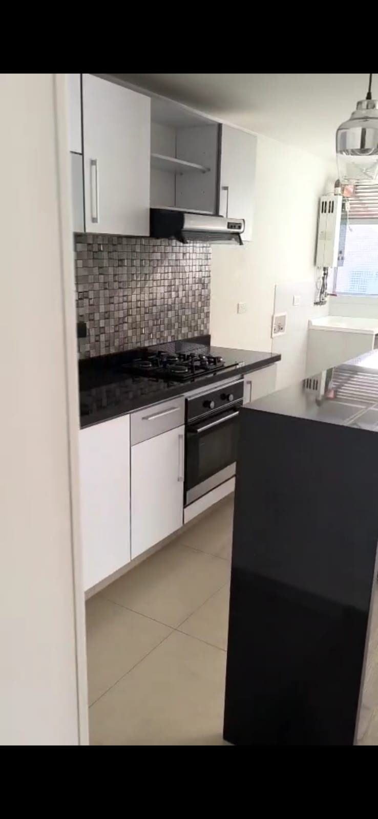 Apartamento en venta en Centro Comercial Mazuren, Bogotá · foto 4 de 20