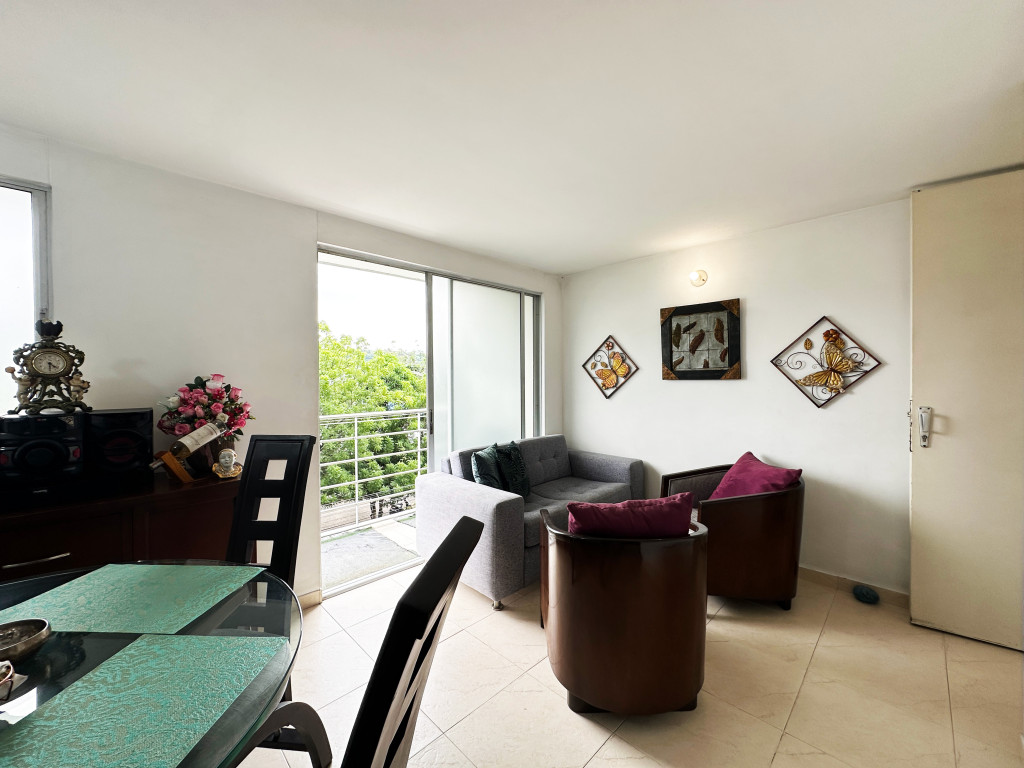 Apartamento en venta en Prados Del Este, Cúcuta · foto 3 de 13