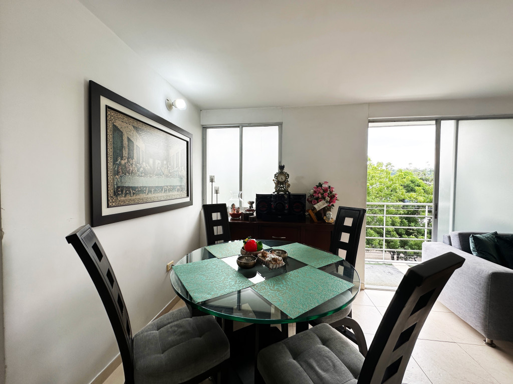 Apartamento en venta en Prados Del Este, Cúcuta · foto 4 de 13
