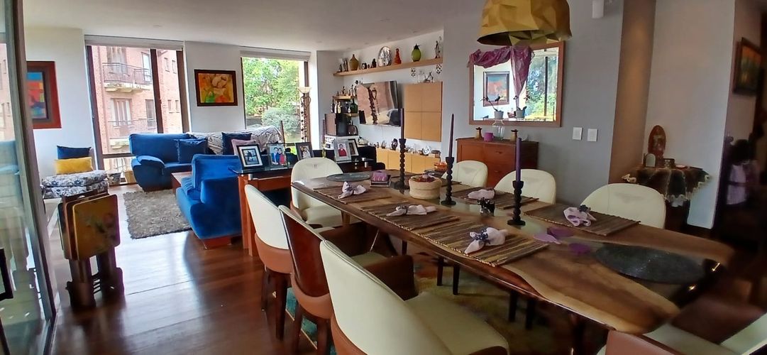 Apartamento de 3 alcobas en venta en Suba Cerros, Bogotá, 224 m² · foto 3 de 24