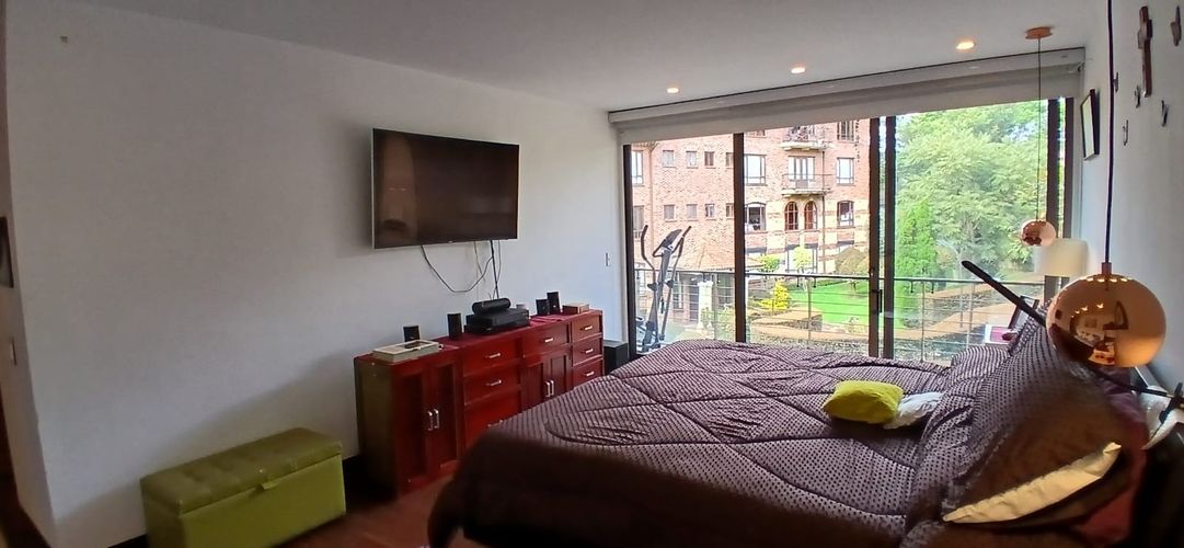 Apartamento de 3 alcobas en venta en Suba Cerros, Bogotá, 224 m² · foto 7 de 24