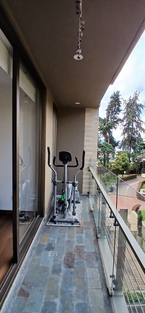 Apartamento de 3 alcobas en venta en Suba Cerros, Bogotá, 224 m² · foto 10 de 24