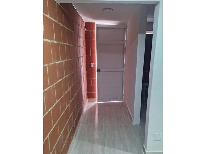 Casa de 4 alcobas en venta en El Carmelo, Candelaria, 80 m² · foto 11 de 15