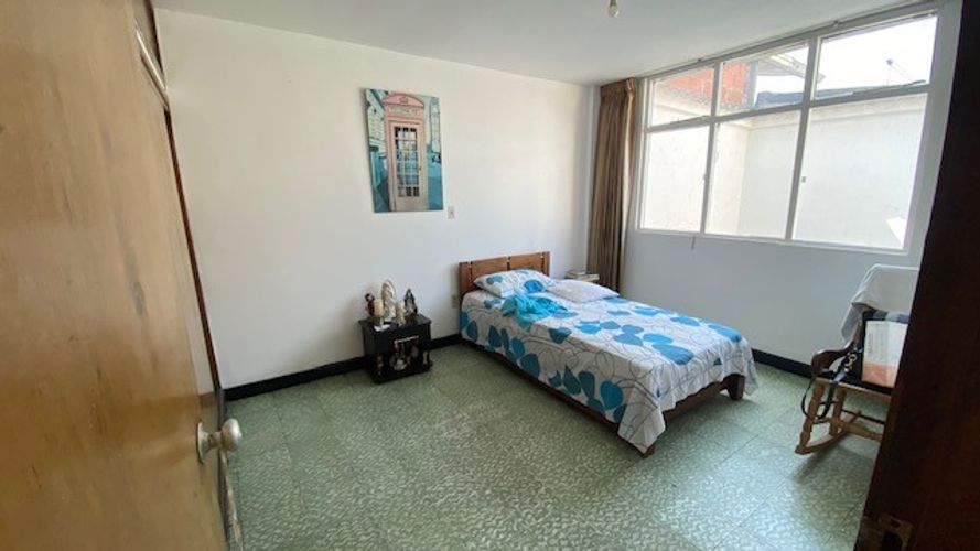 Casa de 7 alcobas en venta en Sotomayor, Bucaramanga, 310 m² · foto 18 de 24