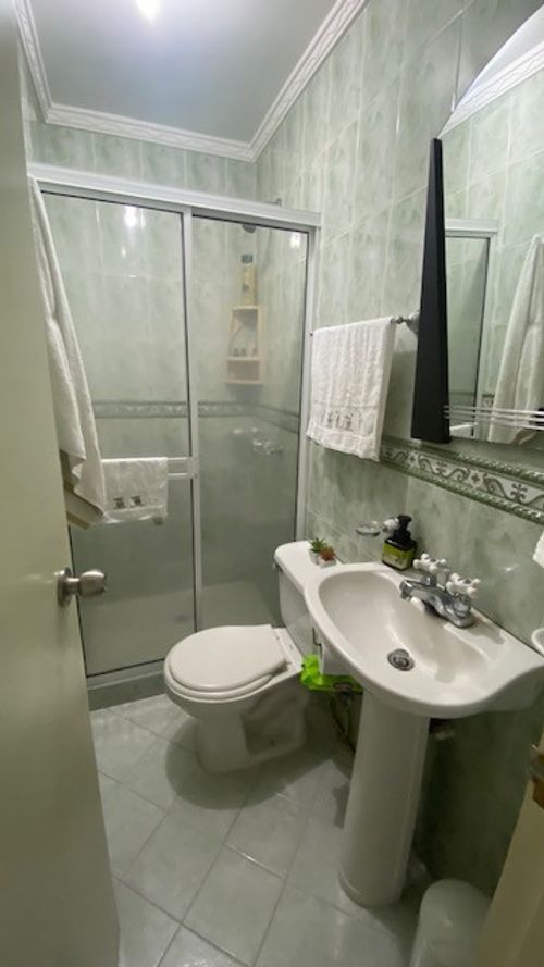 Casa de 7 alcobas en venta en Sotomayor, Bucaramanga, 310 m² · foto 8 de 24