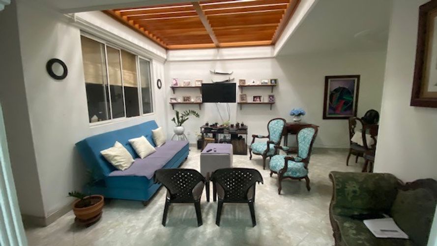 Casa de 7 alcobas en venta en Sotomayor, Bucaramanga, 310 m² · foto 10 de 24