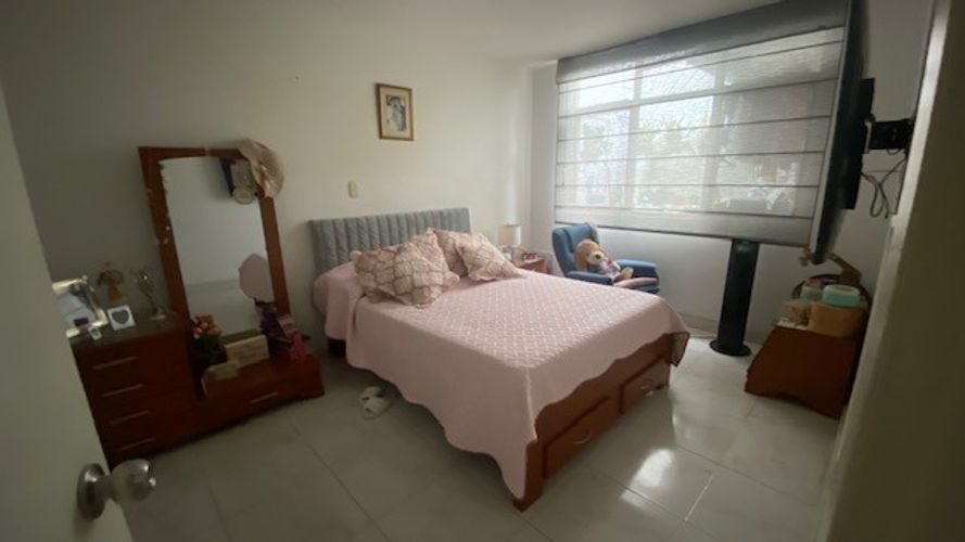 Casa de 7 alcobas en venta en Sotomayor, Bucaramanga, 310 m² · foto 2 de 24