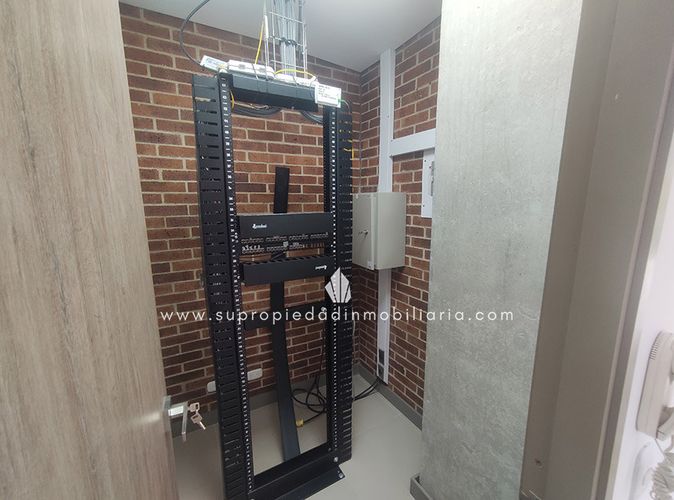 Oficina en arriendo en Castropol, Medellín, 169 m² · foto 17 de 19