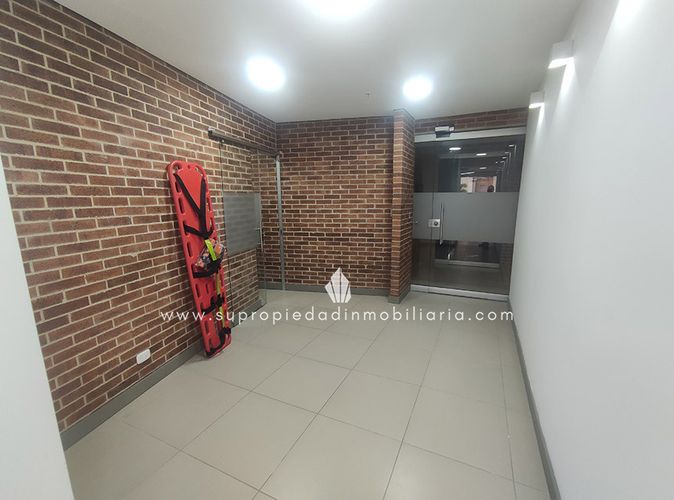 Oficina en arriendo en Castropol, Medellín, 169 m² · foto 18 de 19