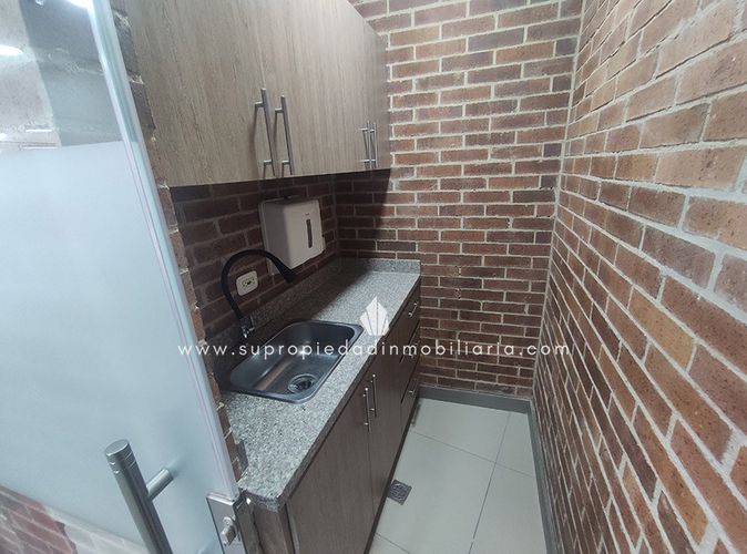 Oficina en arriendo en Castropol, Medellín, 169 m² · foto 19 de 19