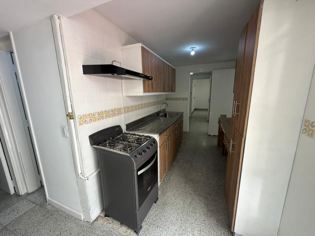 Apartamento en arriendo en Patio Bonito, Medellín · foto 2 de 21