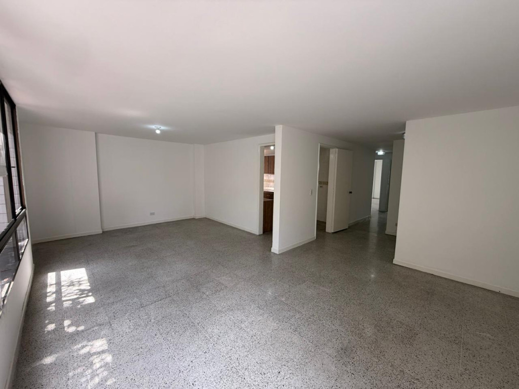 Apartamento en arriendo en Patio Bonito, Medellín · foto 4 de 21