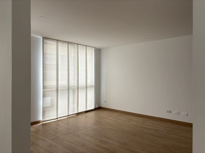 Apartamento de 2 alcobas en venta en Cedritos, Bogotá, 76 m² · foto 6 de 13