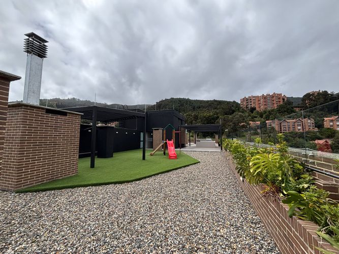 Apartamento de 2 alcobas en venta en Cedritos, Bogotá, 76 m² · foto 12 de 13