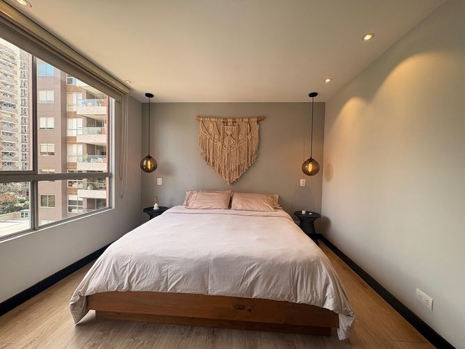 Apartamento de 2 alcobas en arriendo en El Poblado, Medellín, 100 m² · foto 12 de 17