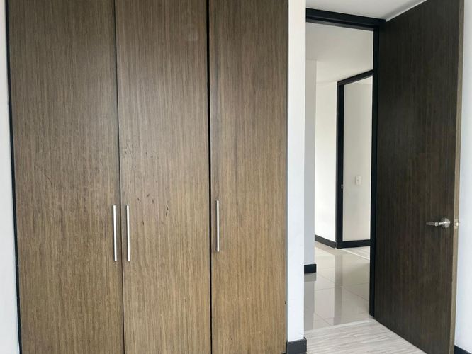 Apartamento de 3 alcobas en arriendo en El Poblado, Medellín, 110 m² · foto 13 de 19