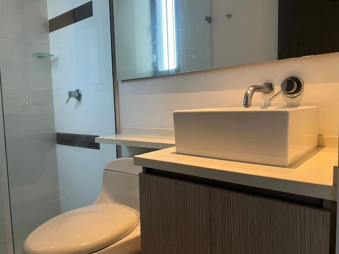 Apartamento de 3 alcobas en arriendo en El Poblado, Medellín, 110 m² · foto 17 de 19